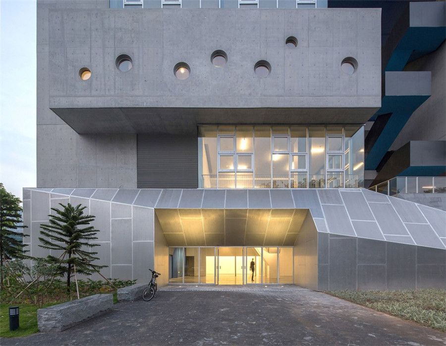 006-TSINGHUA-OCEAN-CENTER-960x744