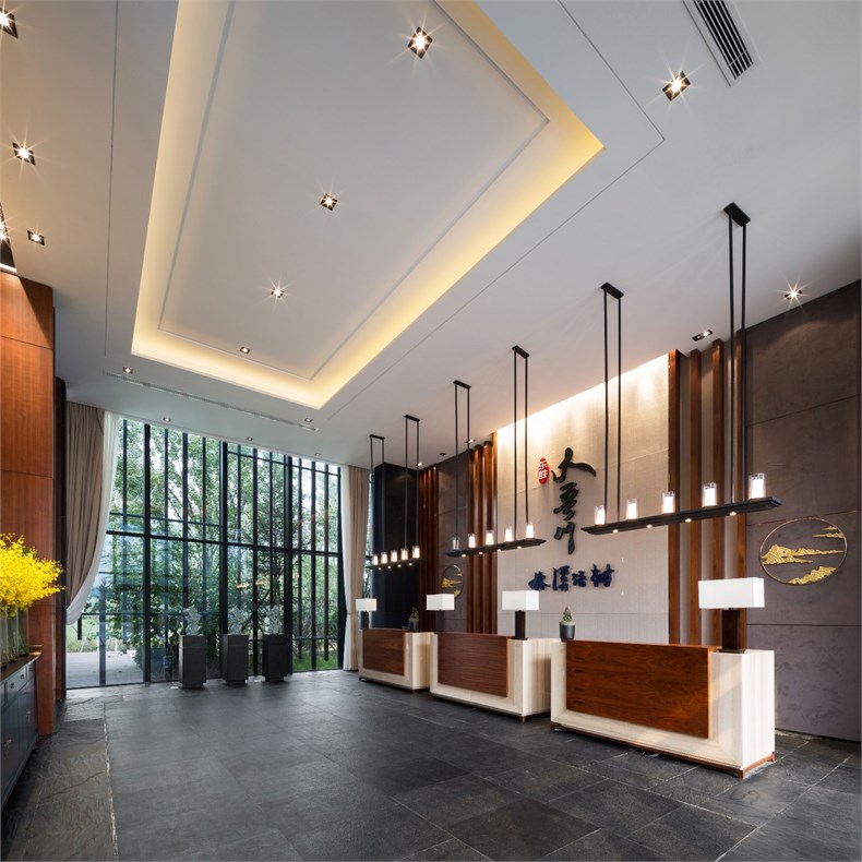 6361800888905325018336524