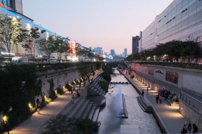 滨水公园