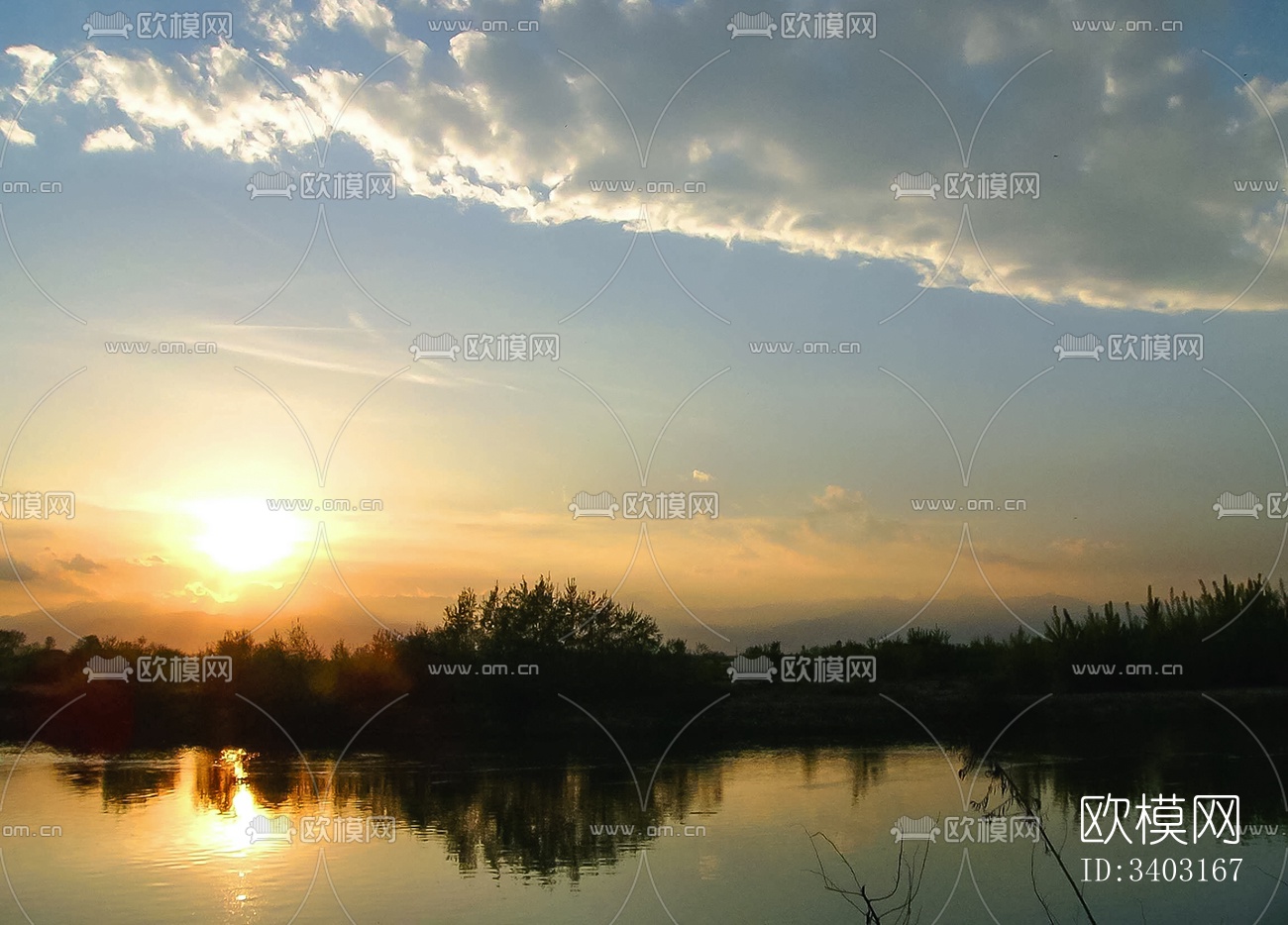 日出日落多云的天空景观风景下载