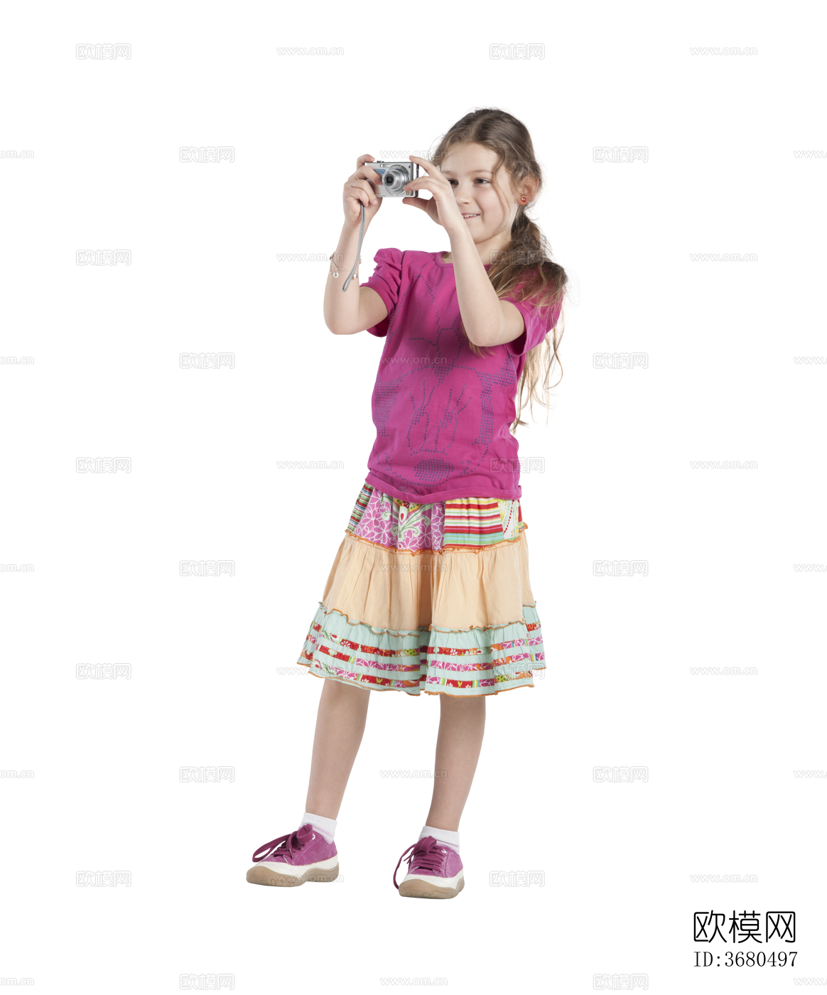 png免抠户外儿童玩耍拍照人物下载