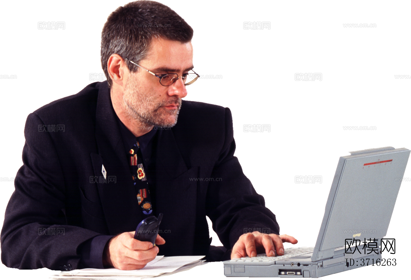 免抠行走站立酒店办公人物商务人士模特下载