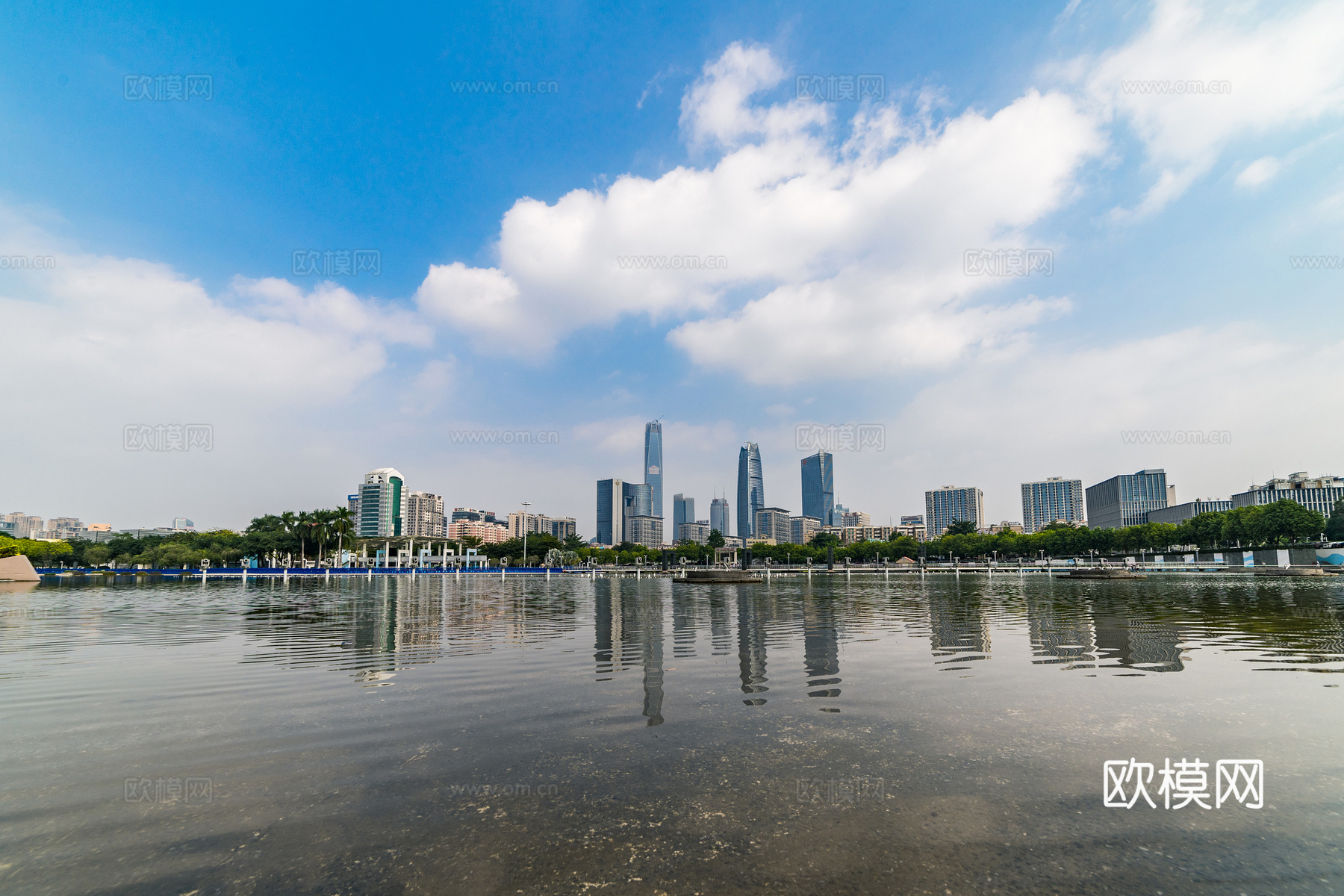 白天城市外景下载