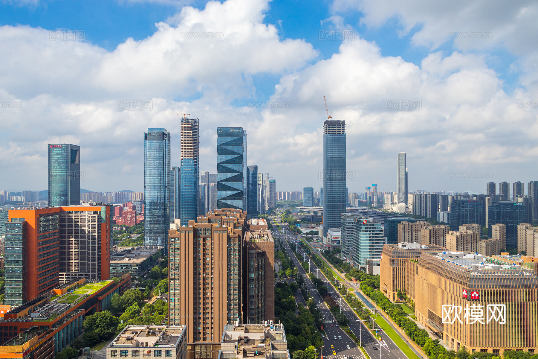 白天城市外景