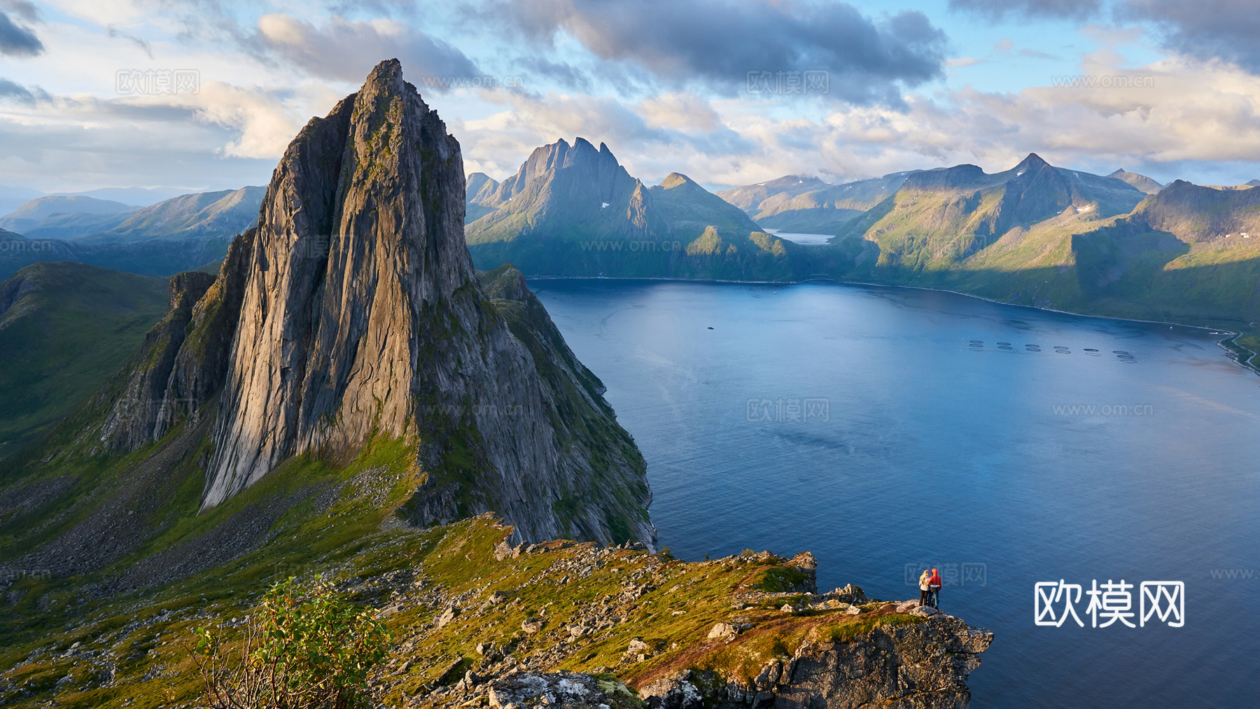 山脉河流湖泊风景