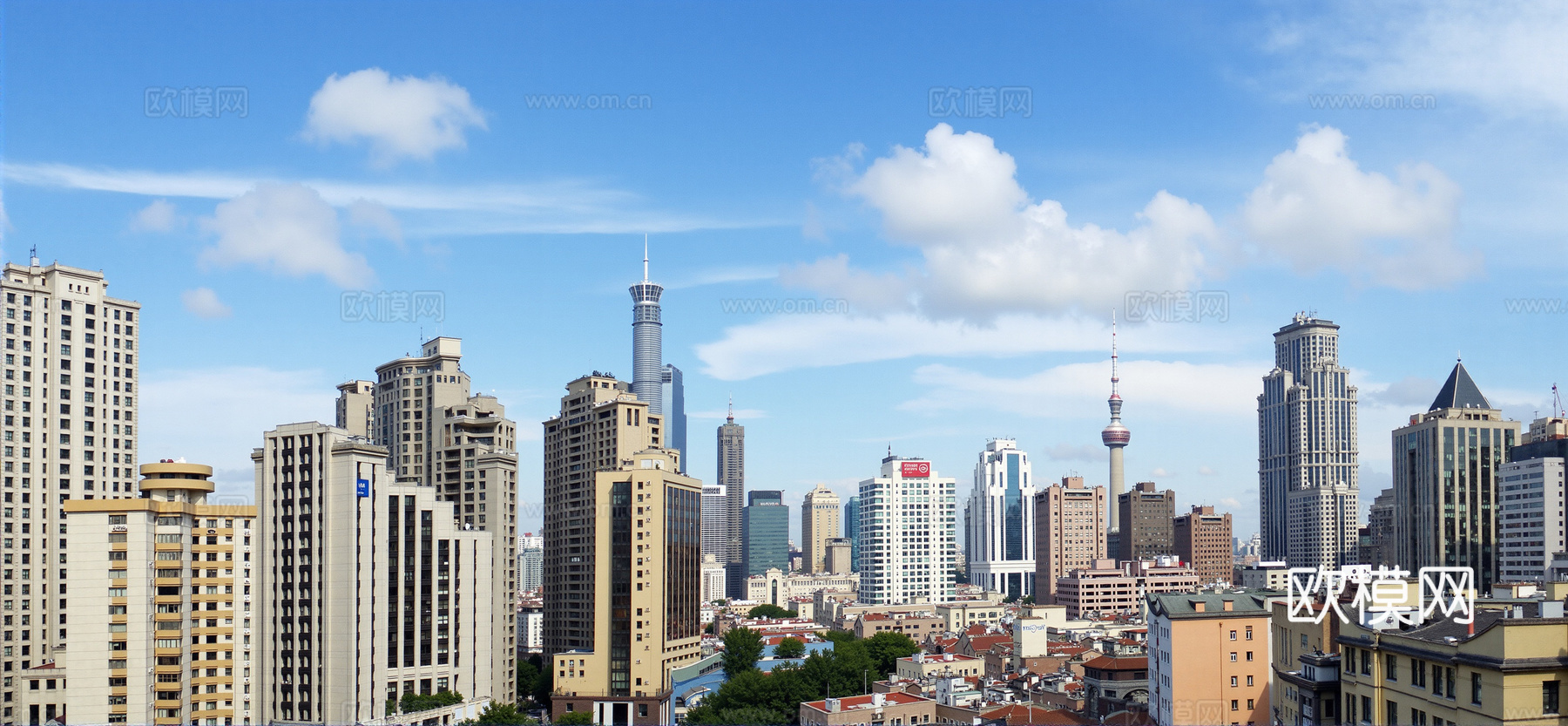 城市白天外景