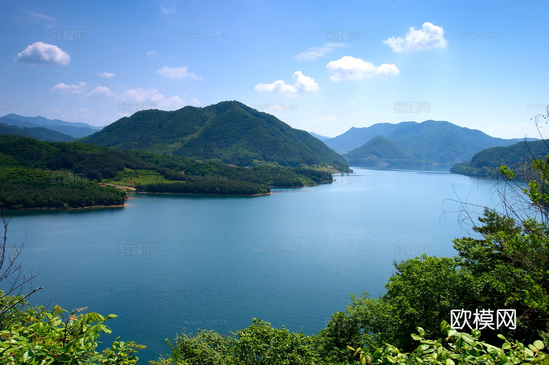 户外 山川  湖面 高山风景