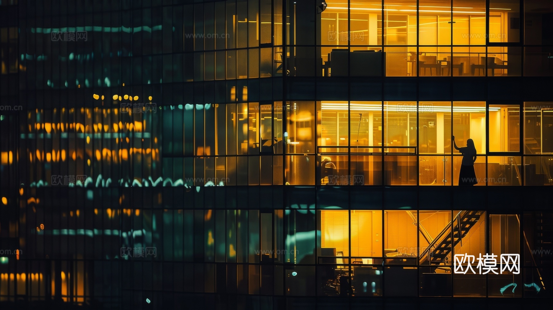 夜晚窗景建筑外立面玻璃幕墙