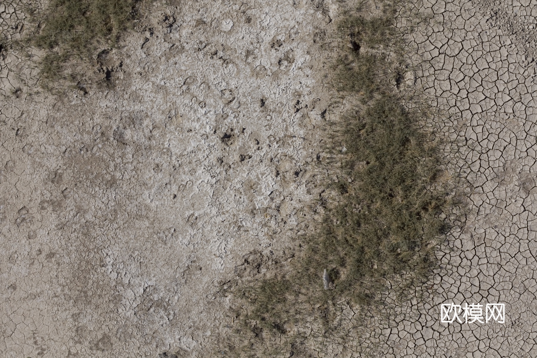 裂纹泥土地面下载