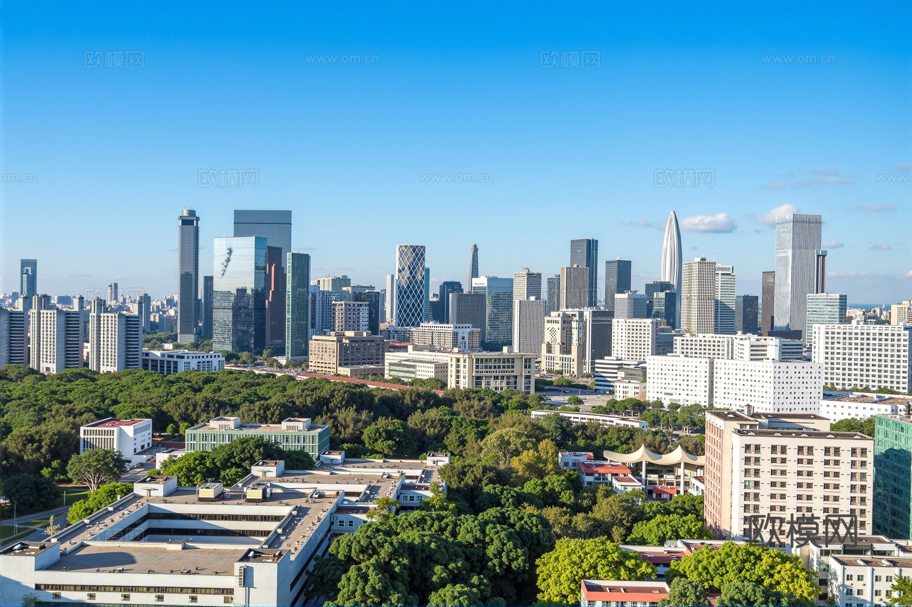 白天城市外景