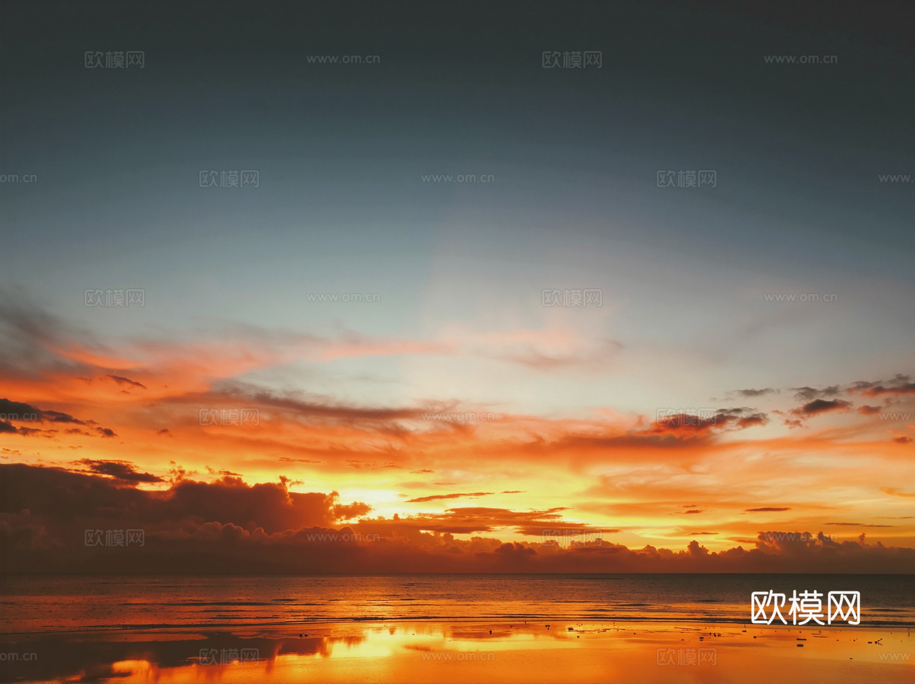 天空晚霞外景