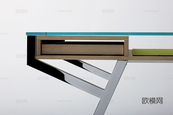 Gallotti&Radice 书桌3d模型下载（渲染图2）