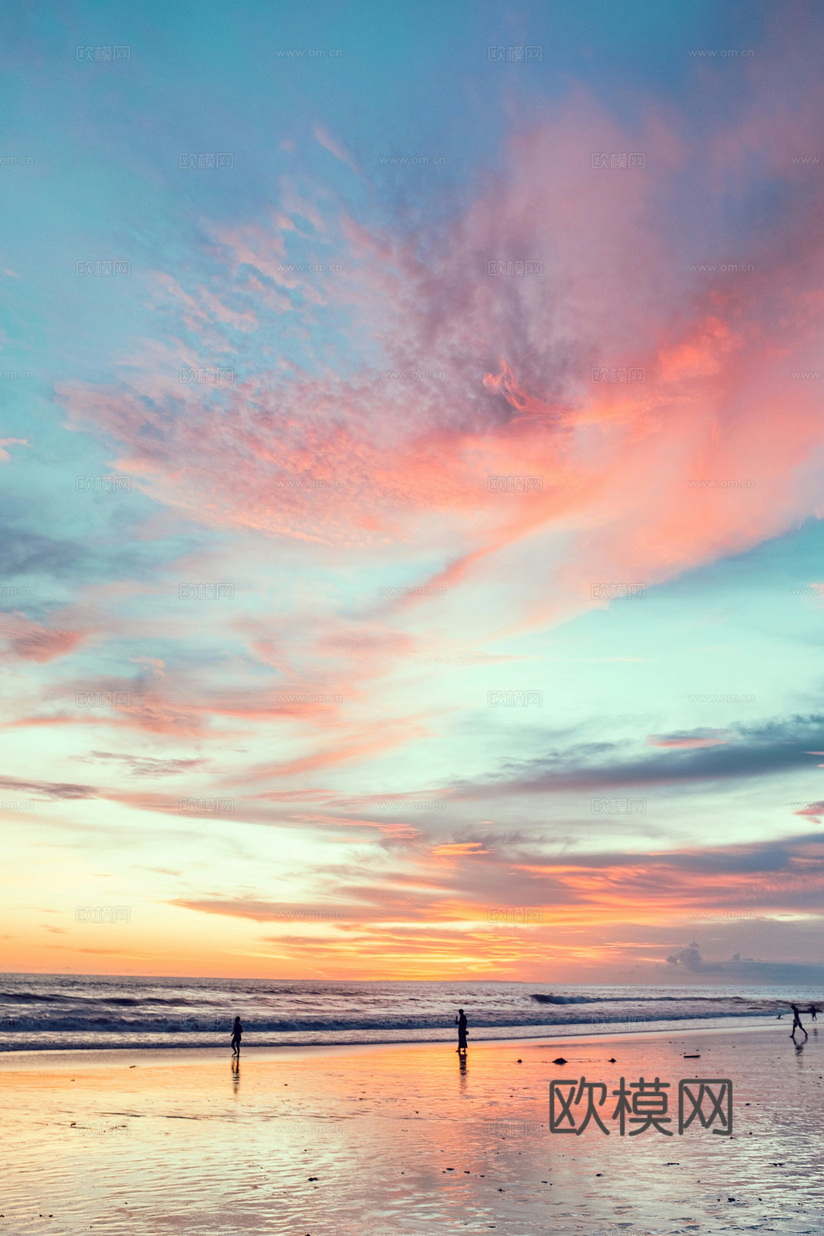 海边天空外景