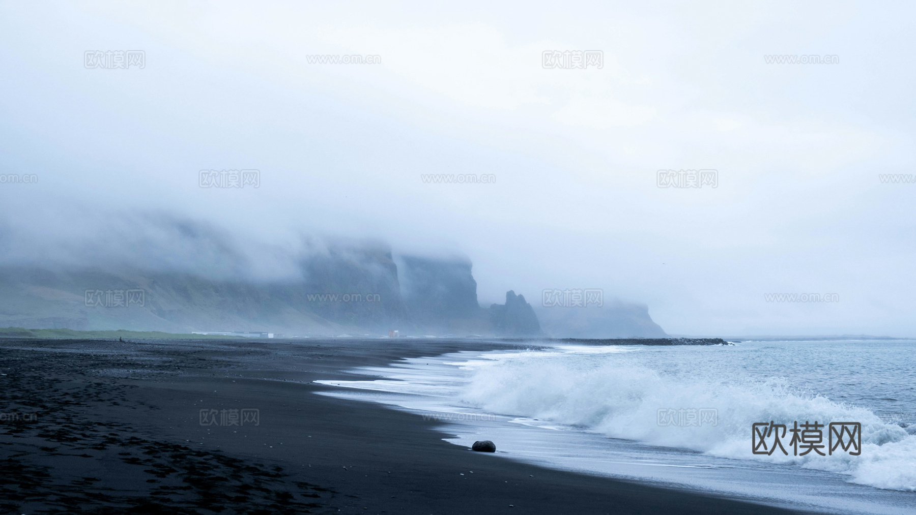 海边天空外景