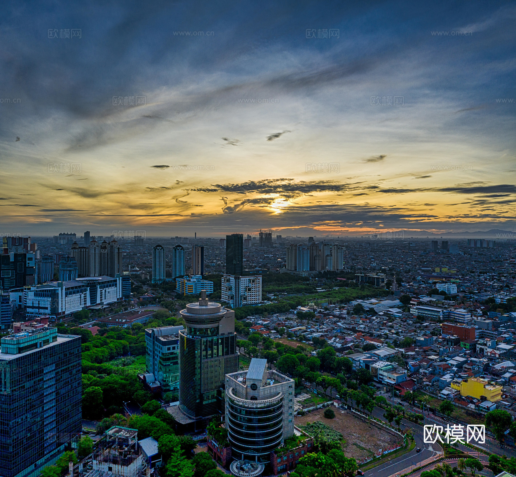 城市天空外景