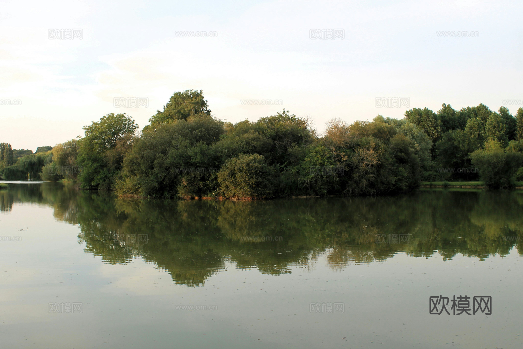 白天城市公园外景下载