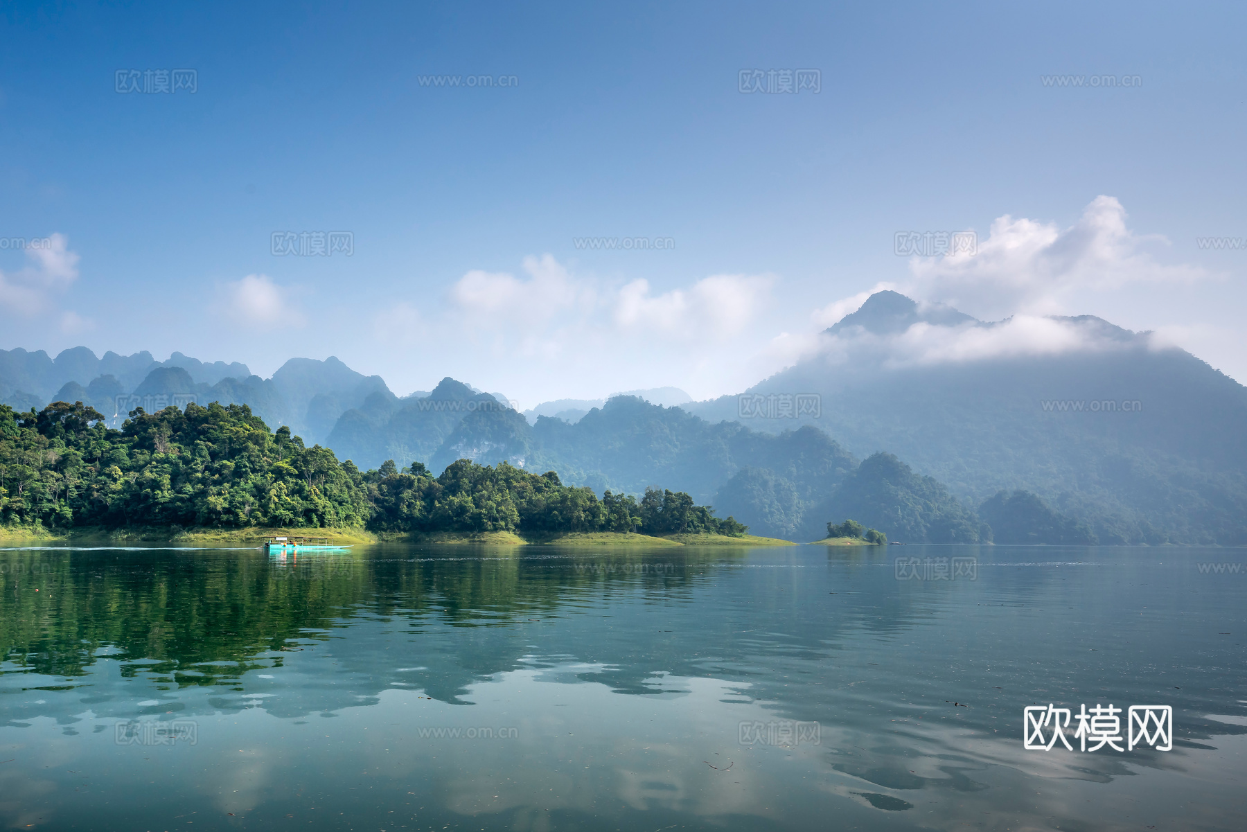 现代天空外景_晴天外景_白天天空_山水外景_蓝天白云山水外景