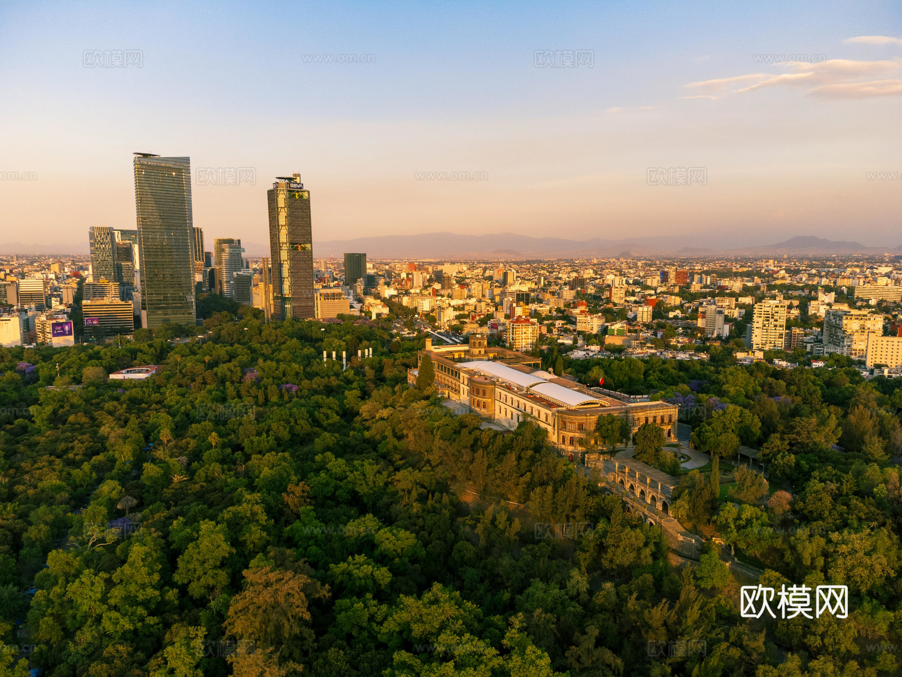白天城市天空外景下载