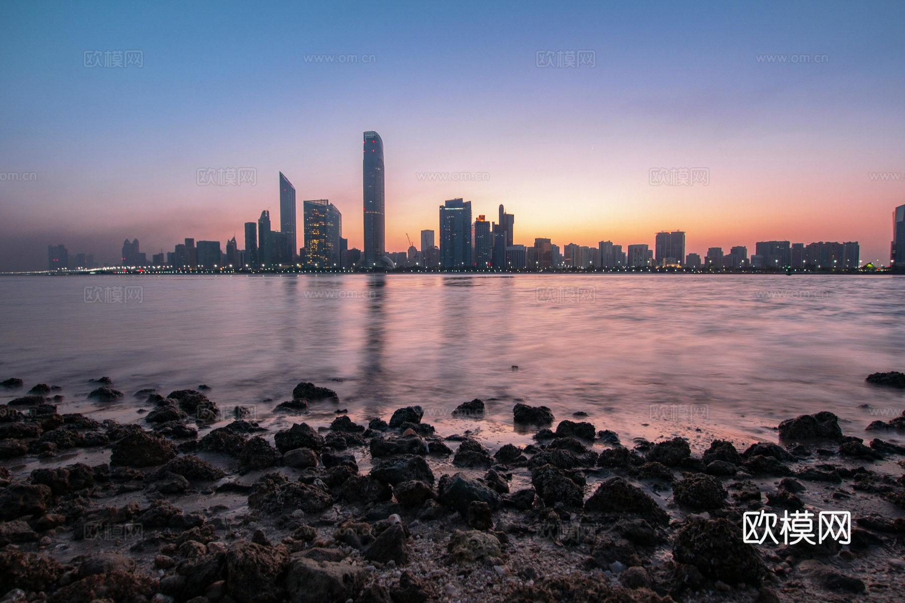 城市天空外景