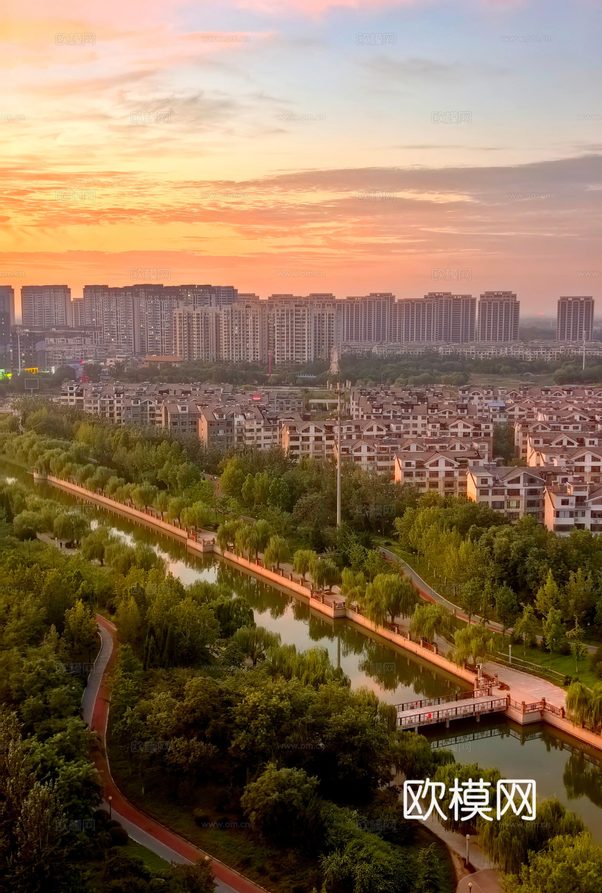 高层窗外景观，高层窗外城市景观，办公室窗外景，阳台外景