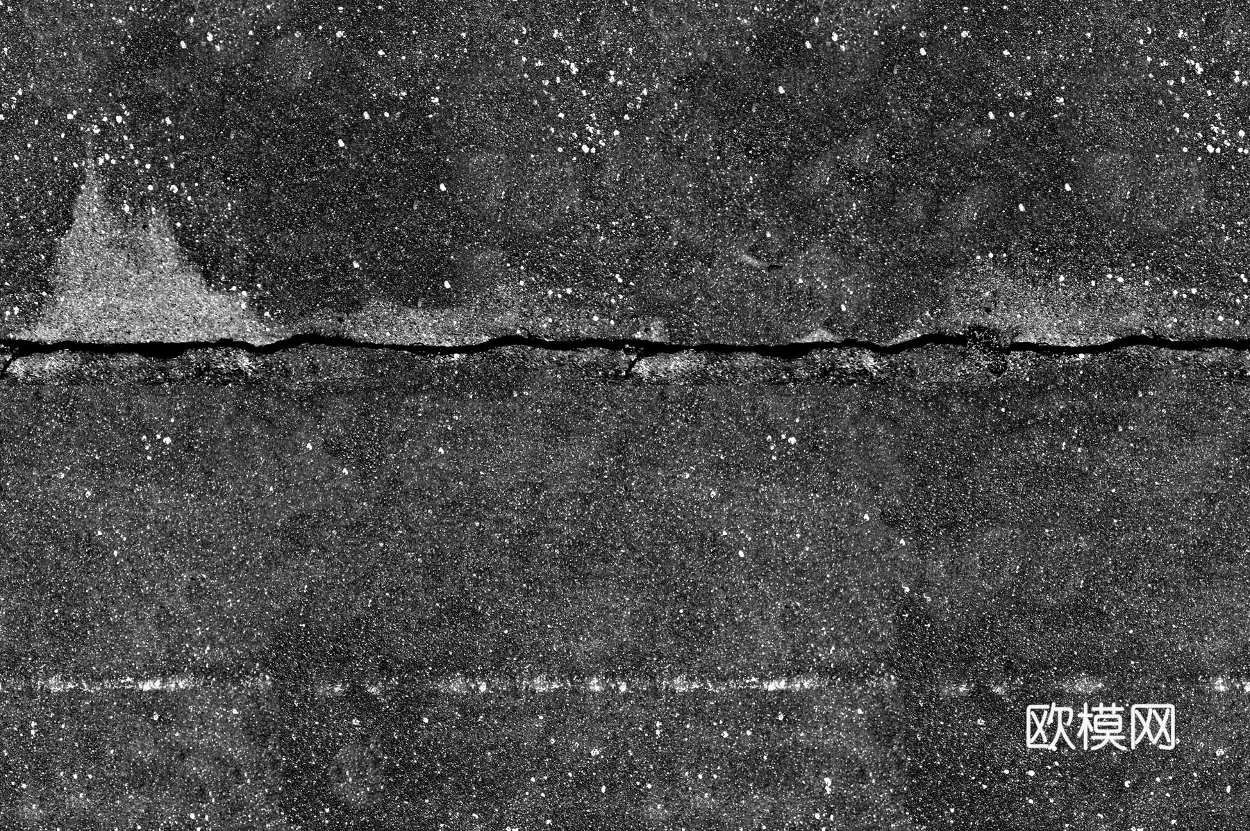 裂缝沥青 水泥地