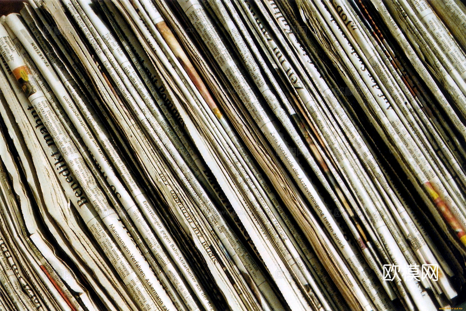 报纸 杂志 老旧发黄报刊 纸张下载