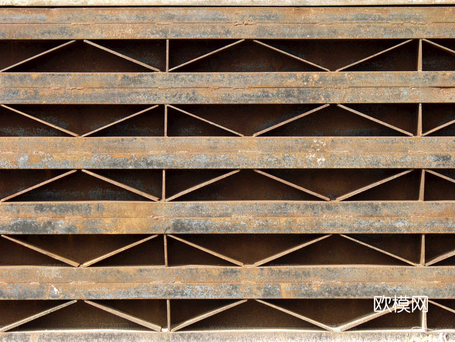 废弃金属锈蚀铁锈破旧金属生锈铁板划痕做旧金属 穿孔花纹金属板下载