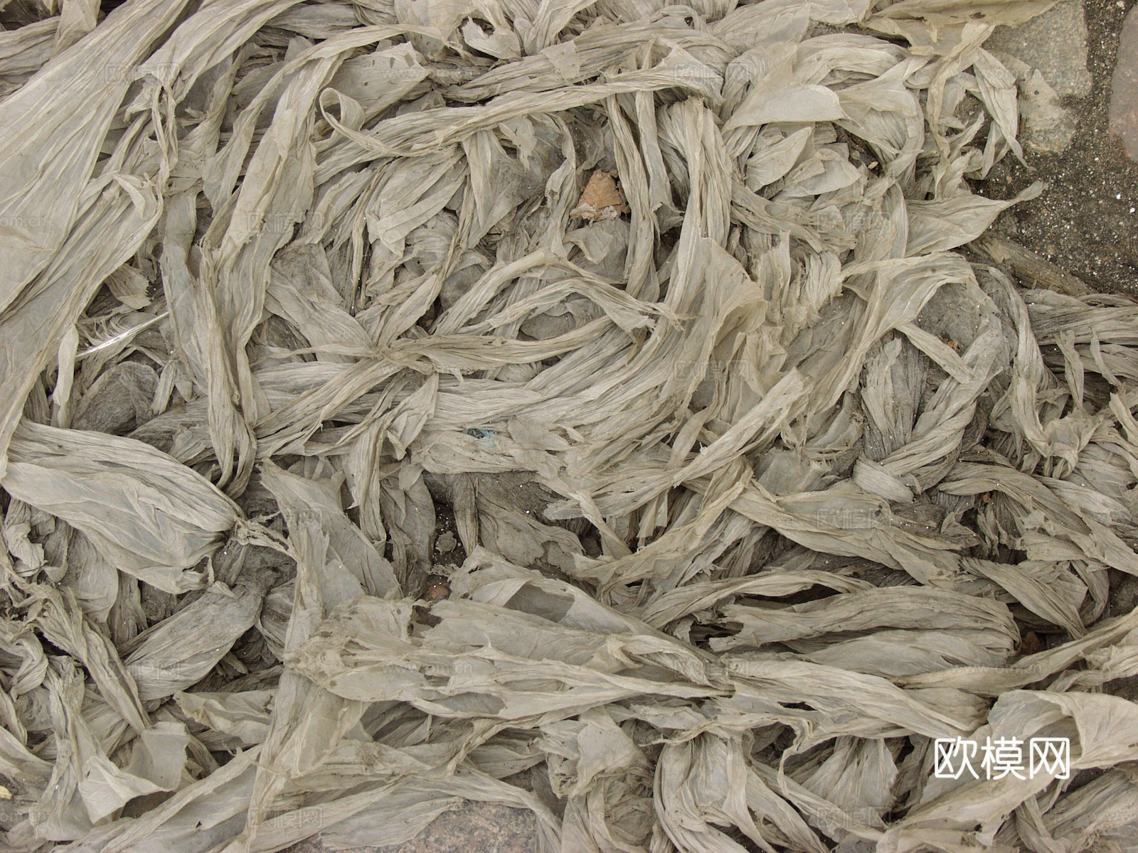 破损破旧塑料橡胶 废弃塑料橡胶 塑料布 轮胎下载