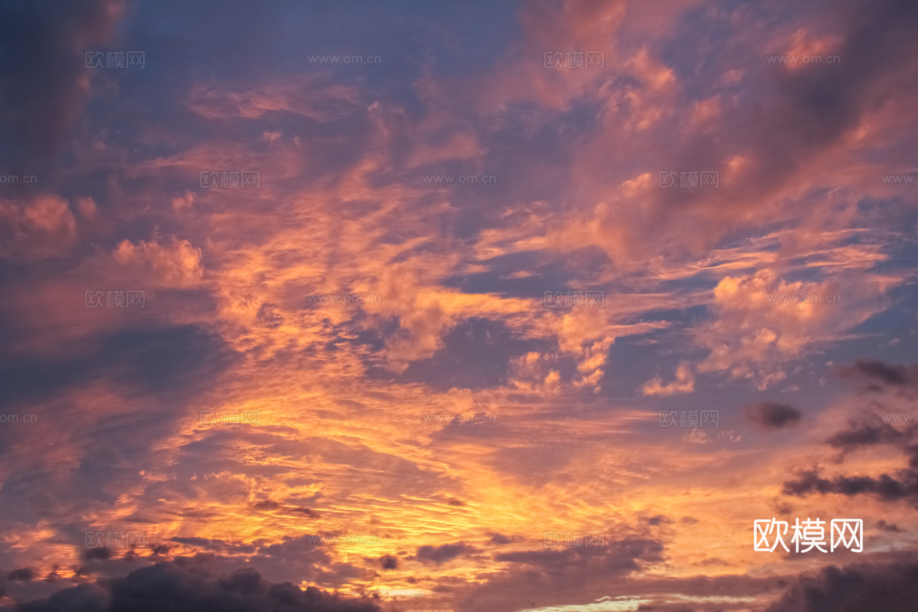 黄昏天空外景环境