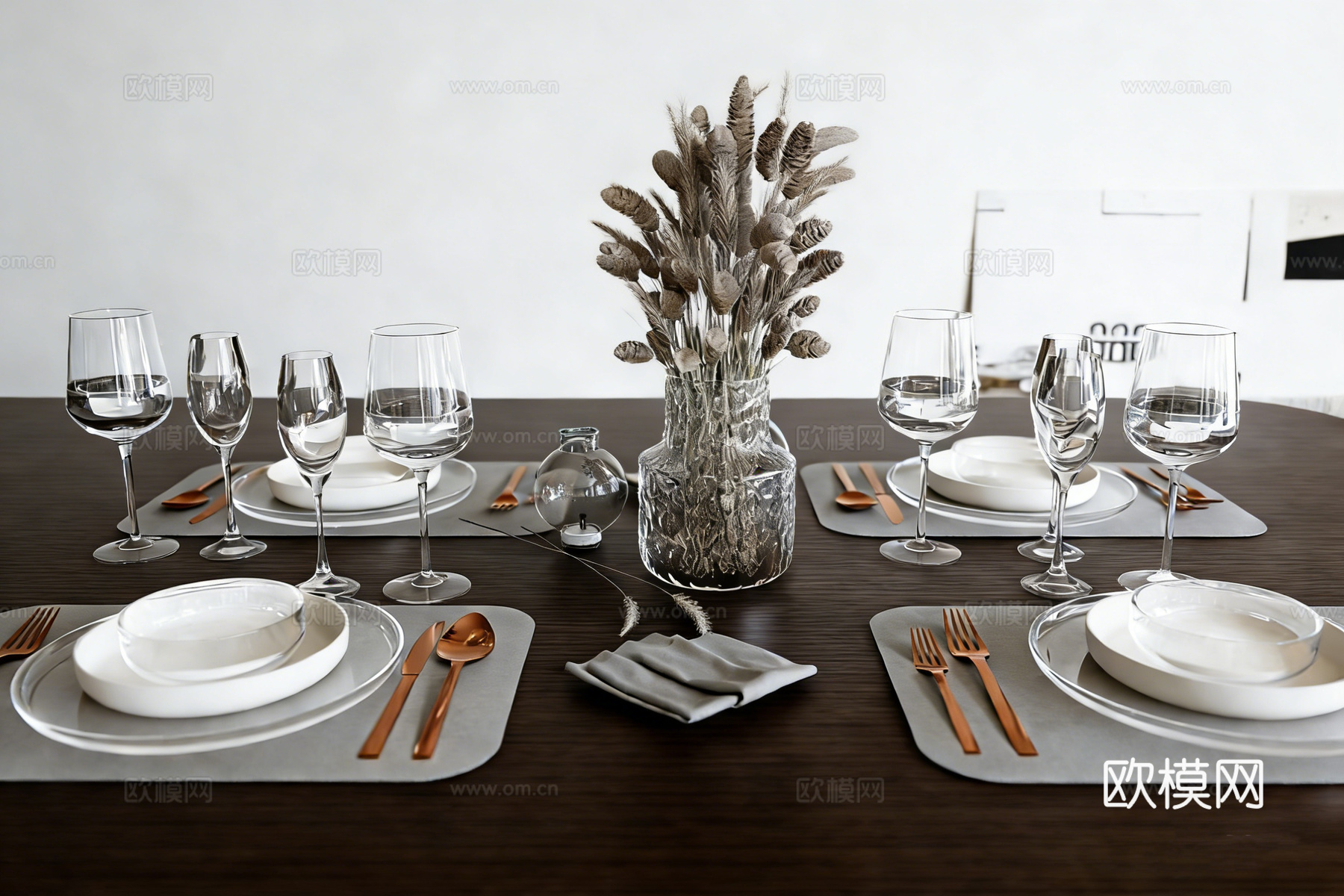 现代简约餐桌摆盘 金属刀叉 高脚杯 干花花瓶 餐垫su模型