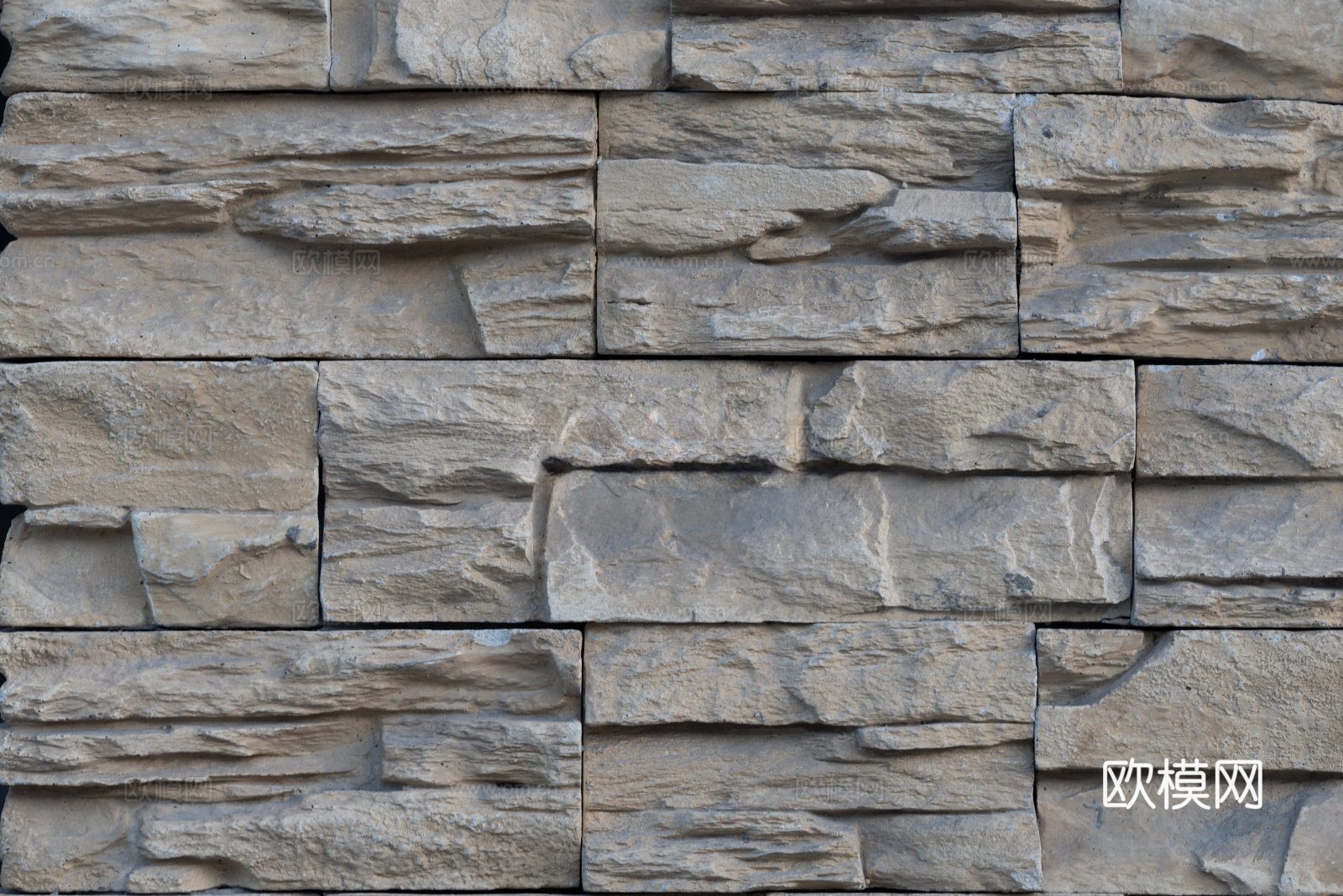 规则矩形形态干垒石，毛石墙面45