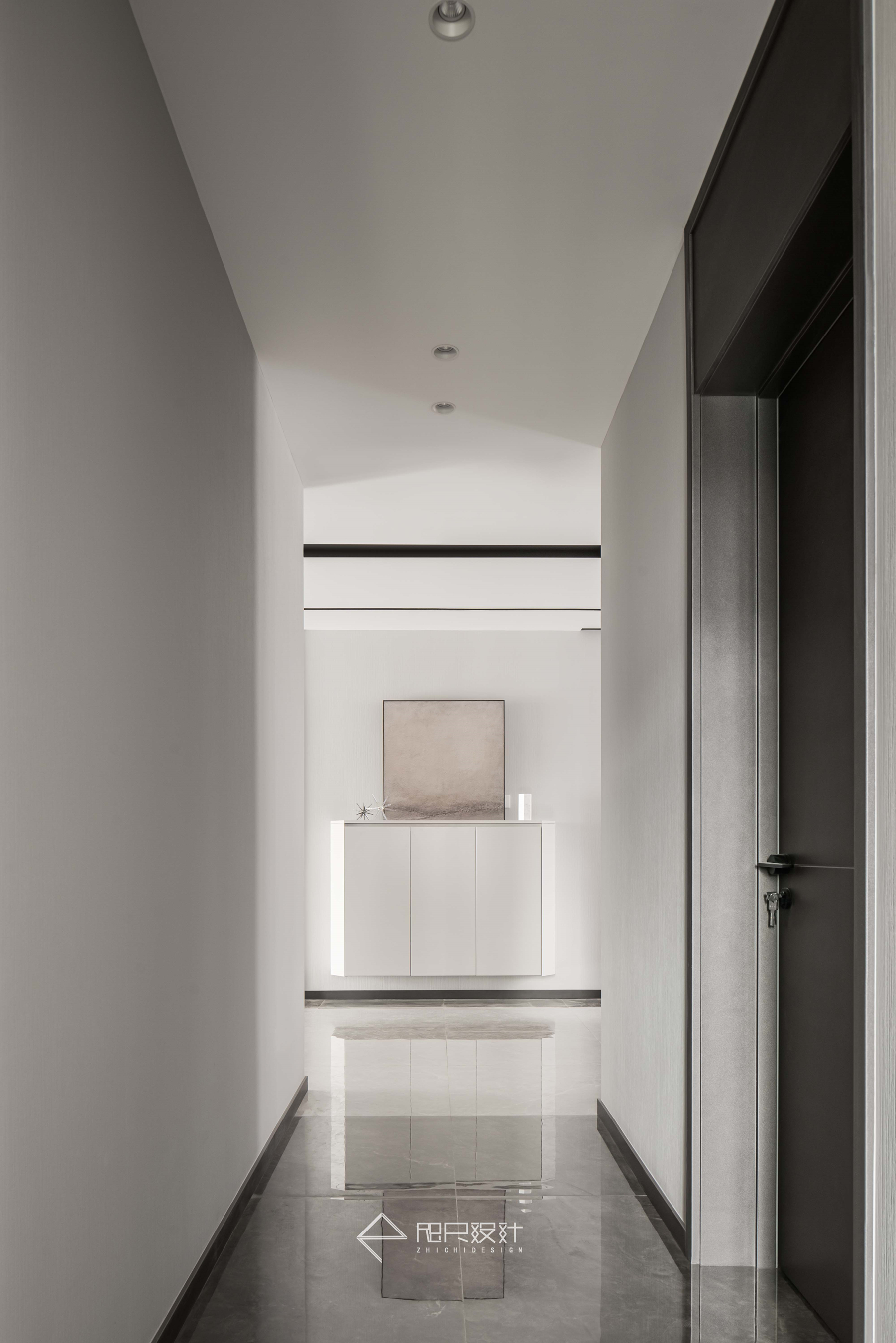 150㎡现代台式风隐形门端景柜于实用中享受舒适生活